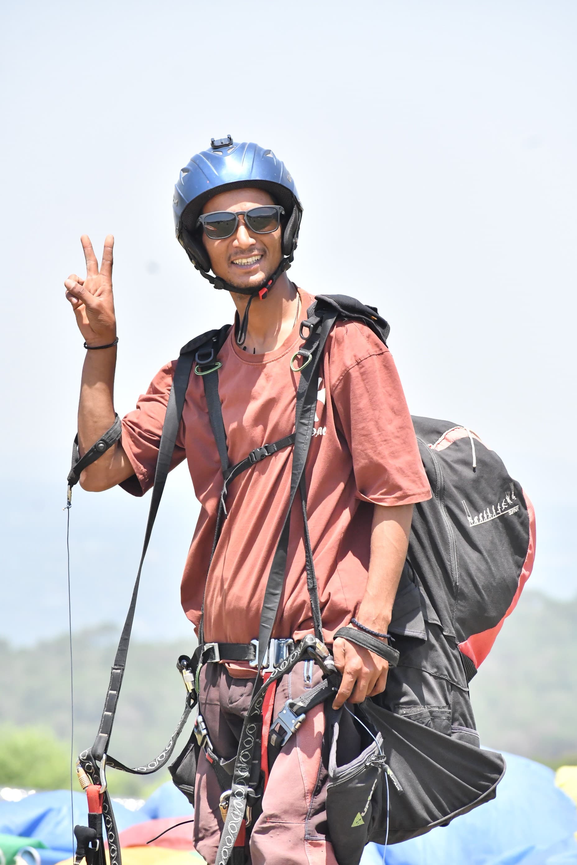 Expert tandem paragliding pilot Vipan Thakur in Bir Billing